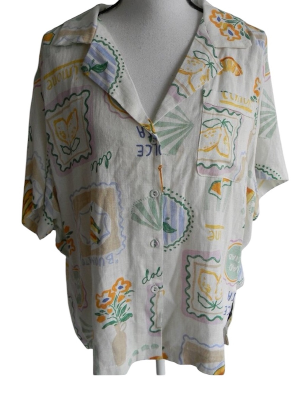NWOT Paper Heart Womens Linen Blend Camp Shirt Fruit Print Size Large TROPICAL